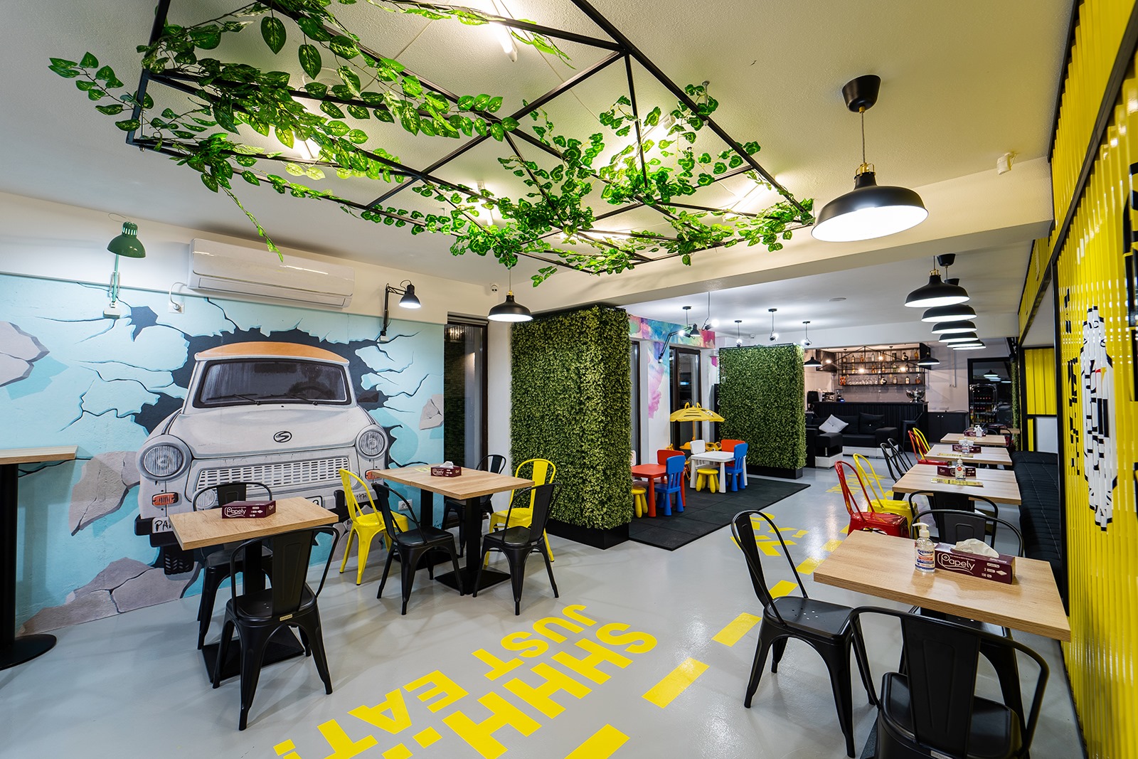 Amenajare restaurant stil urban industrial - proiect design interior HORECA